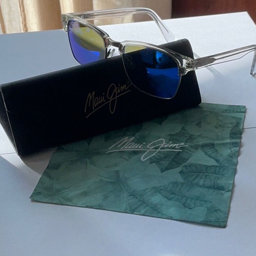 Maui Jim Kawika Sunglasses with Blue Lenses